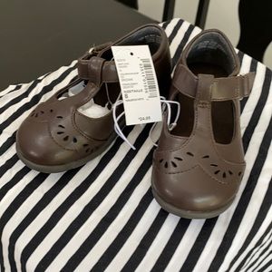 Brown T-strap dress shoes 8T